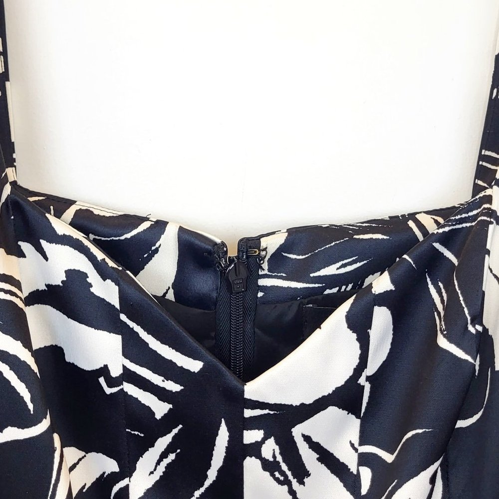 White House Black Market Black Floral Fit and Flare Sleeveless Dress, Size 6 EUC - Picture 4 of 12